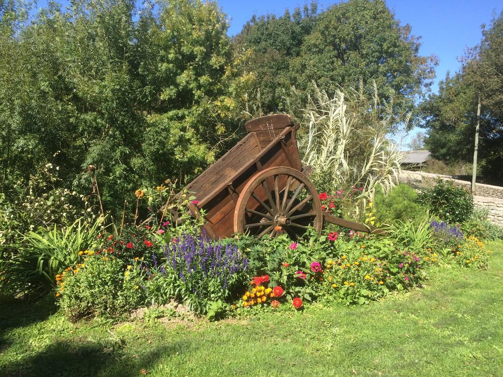 La Petite Maison Crezieres Екстер'єр фото
